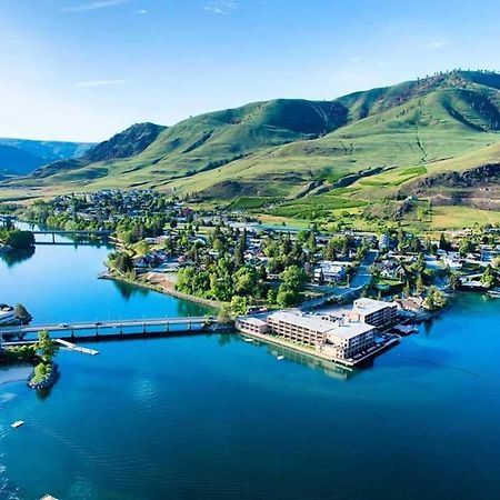 Grandview Lake Chelan- Waterfront View, Pool, Hot Tub, Golf, 1 Min To Downtown Ngoại thất bức ảnh