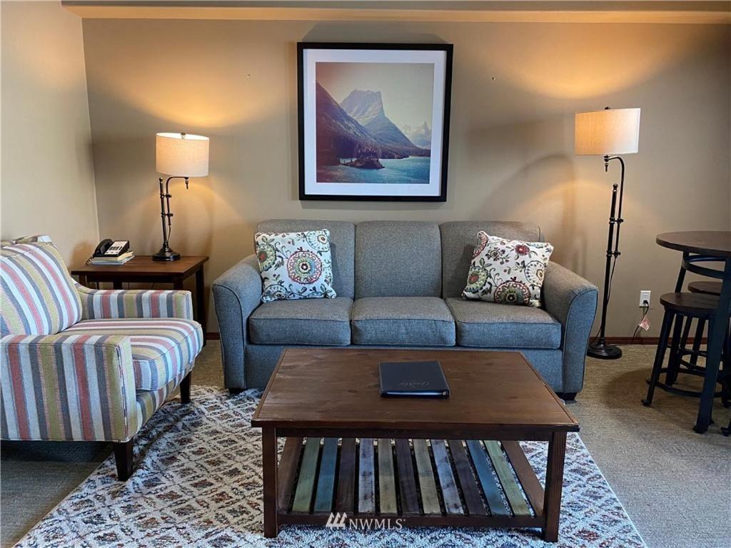 Grandview Lake Chelan- Waterfront View, Pool, Hot Tub, Golf, 1 Min To Downtown Ngoại thất bức ảnh